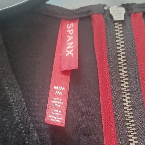 SPANX Classic Black Sleeveless Jumpsuit - Picture 2 of 12